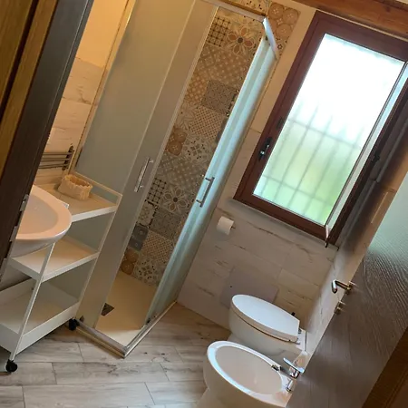 Risvegliarsi A Danisinni Apartment *